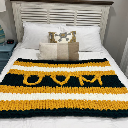 University or Team Colors Chunky Knit Blanket (Throw))